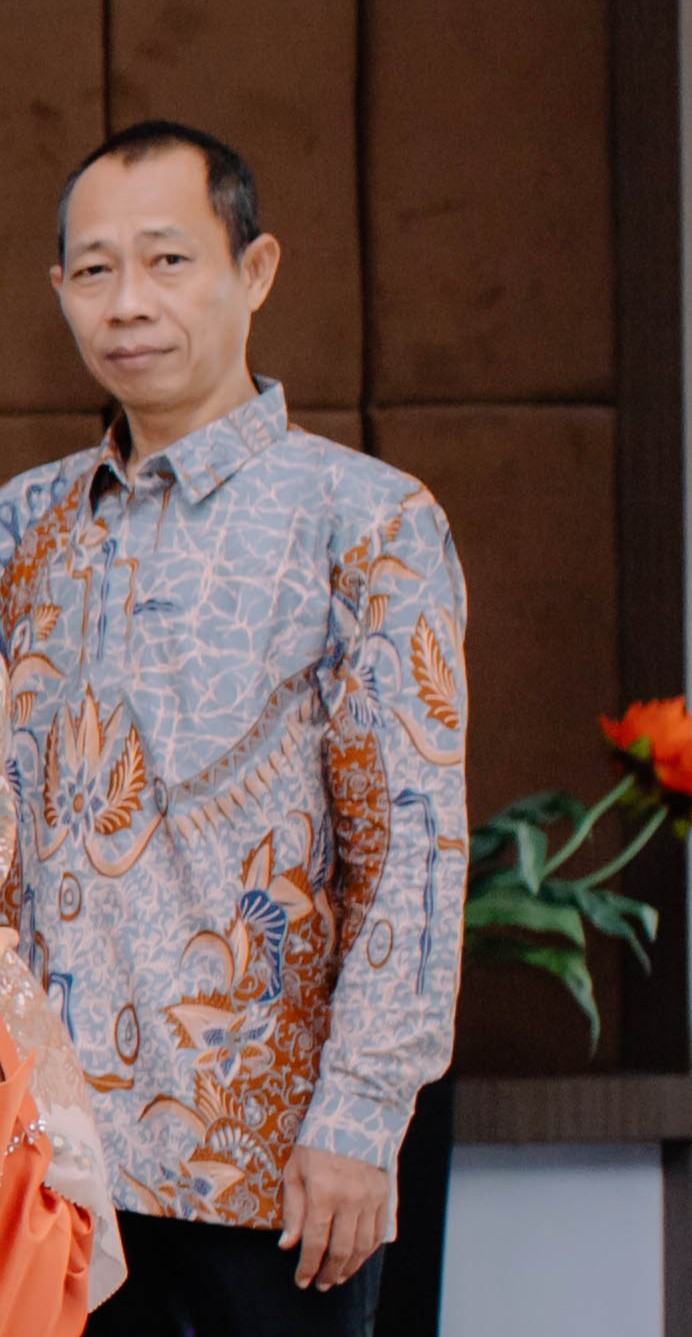 Hasan Husin, S.Pt., M.Kes
